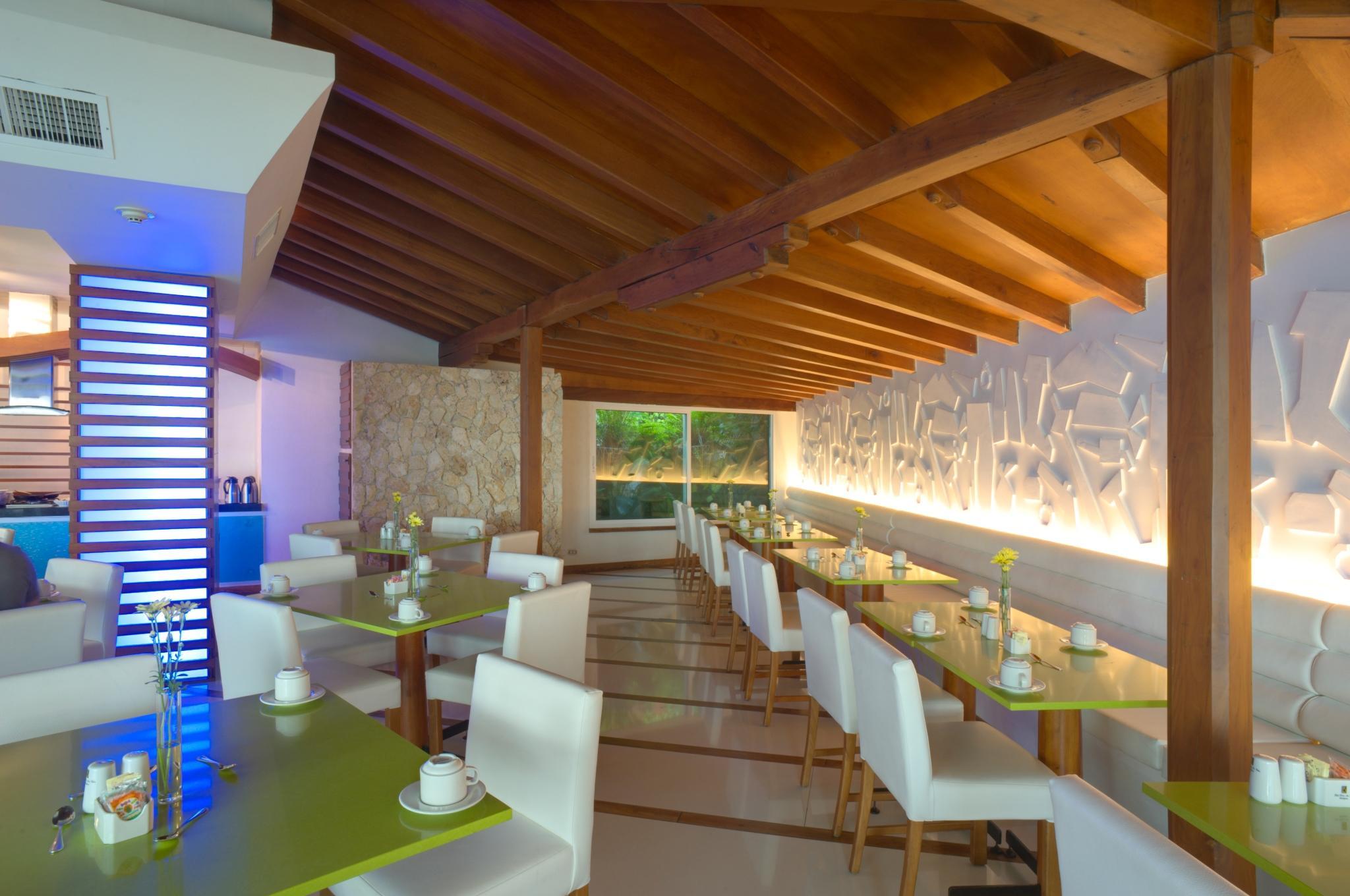 Hotel Dann Cartagena Restoran fotoğraf