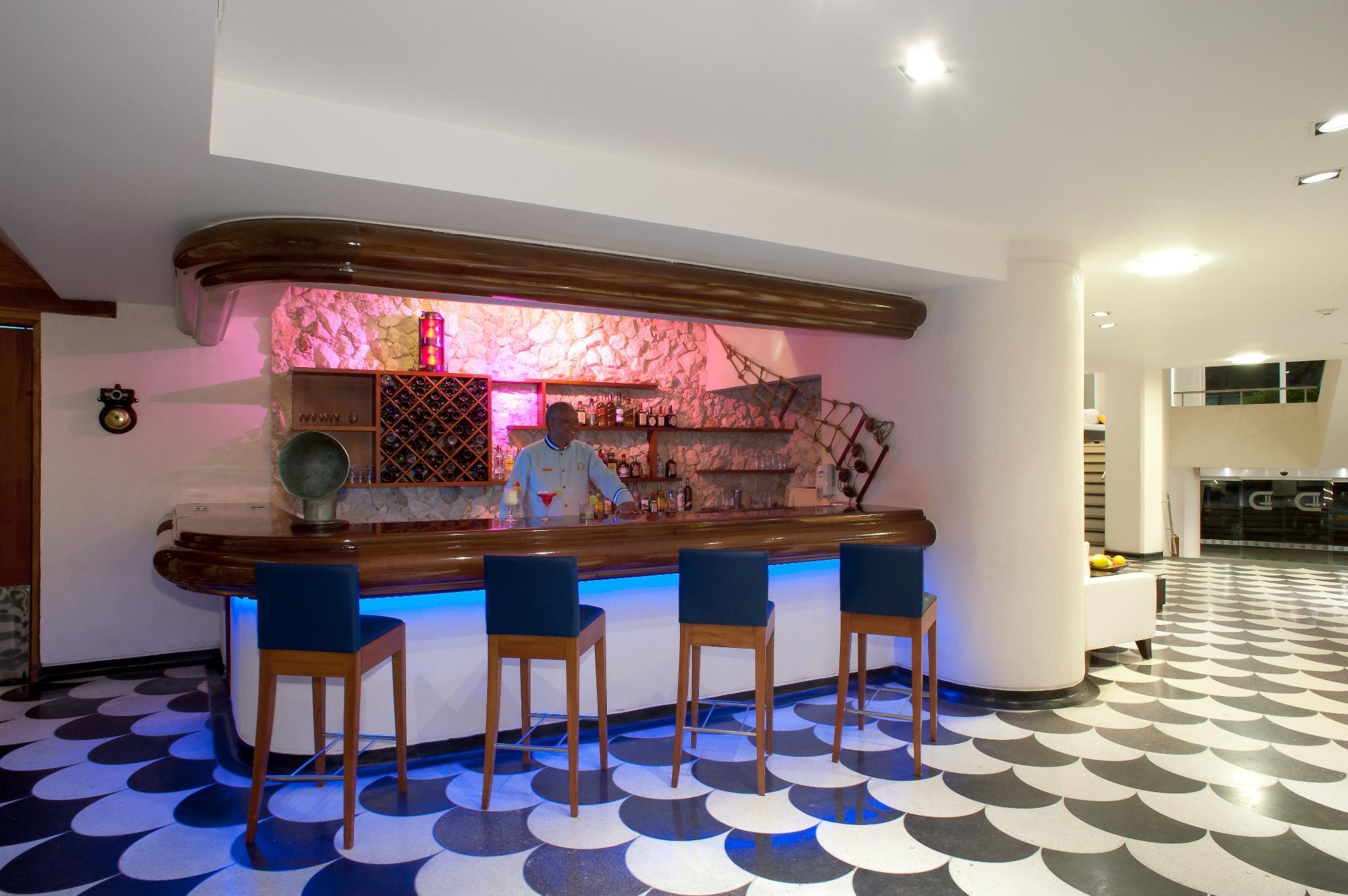 Hotel Dann Cartagena Restoran fotoğraf